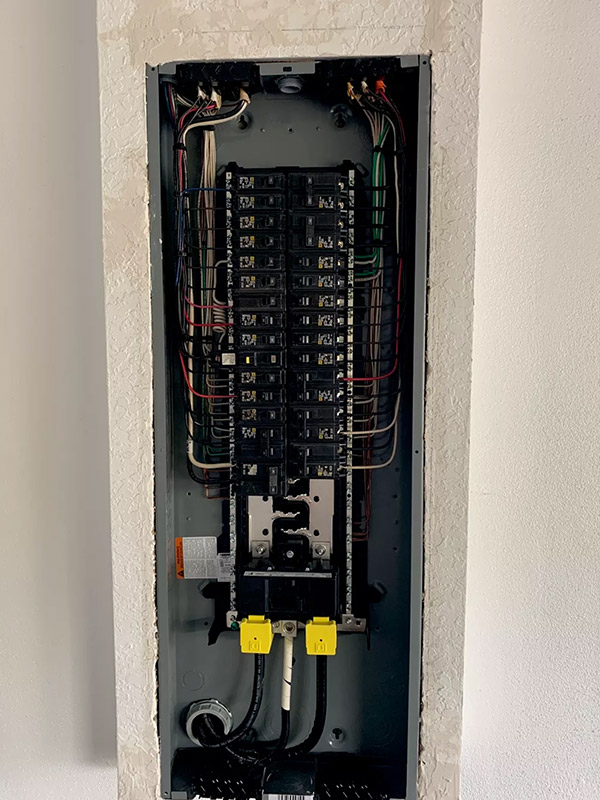 electrician-working-on-residential-panel